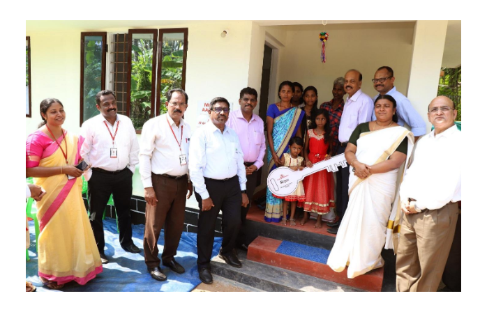 The-Muthoot-Group-strives-towards-betterment-of-the-society-with-its-CSR-projects-