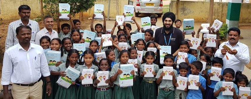 Samsung India Brings Cheer to 70,000 Students in Karnataka, Donates 500,000 Notebooks