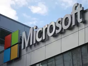 Microsoft 'Intelligent Cloud Hub' to build AI-ready workforce in India   