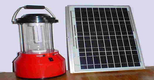 Power minister inaugurates solar lamp distribution centre in Bihar