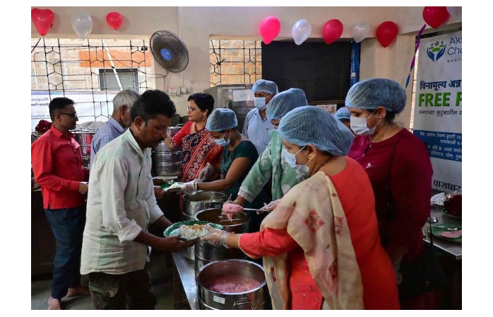 Akshaya Chaitanya Spreads Love with 1000 Meals for Patient Caretakers at KEM Hospital