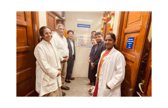 Kotak-Securities-Donates-Mammogram-Machine-to-Enhance-Breast-Cancer-Detection-at-Cancer-Institute-(WIA)-Chennai